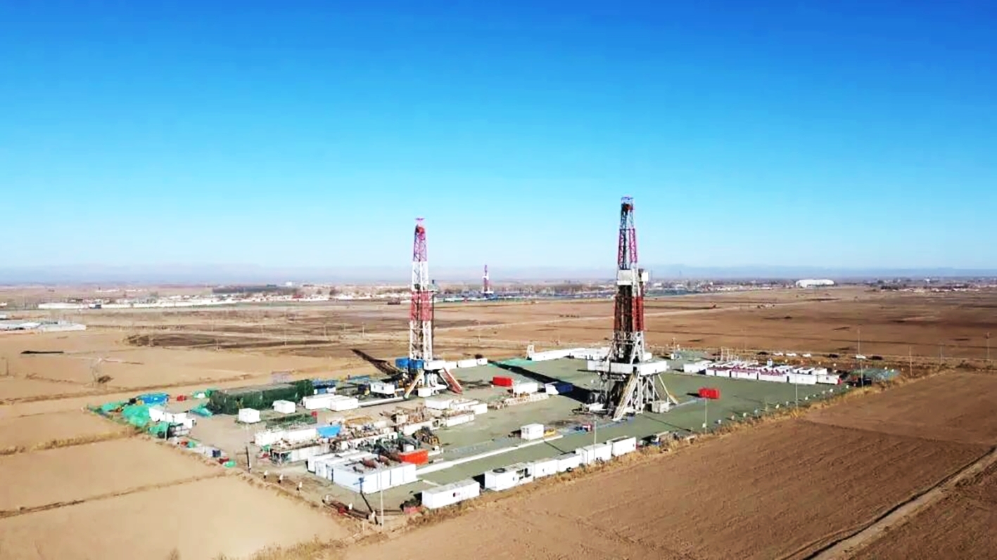 巴彦油田建成内蒙古西部地区首个年产百万吨级油田