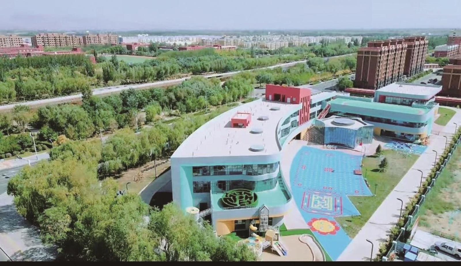 新投用的乌拉特后旗第三幼儿园(资料图)